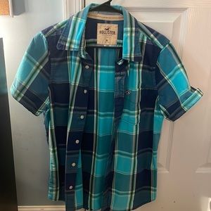 M Men’s Blue Hollister Casual Button-Down Short-Sleeved Shirt